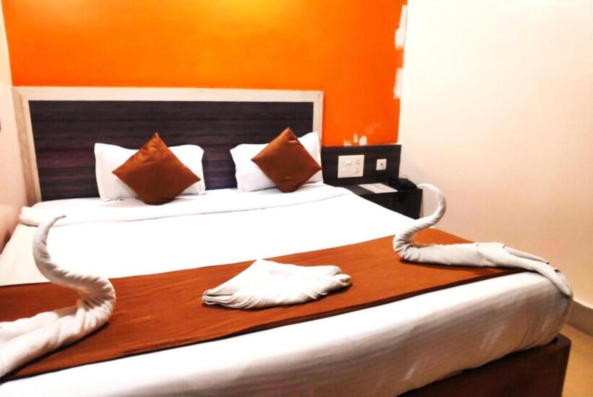 Hotel Krishna Residency Puri Near Sea Beach Best Choice Of Travellers By Morservices Kültér fotó