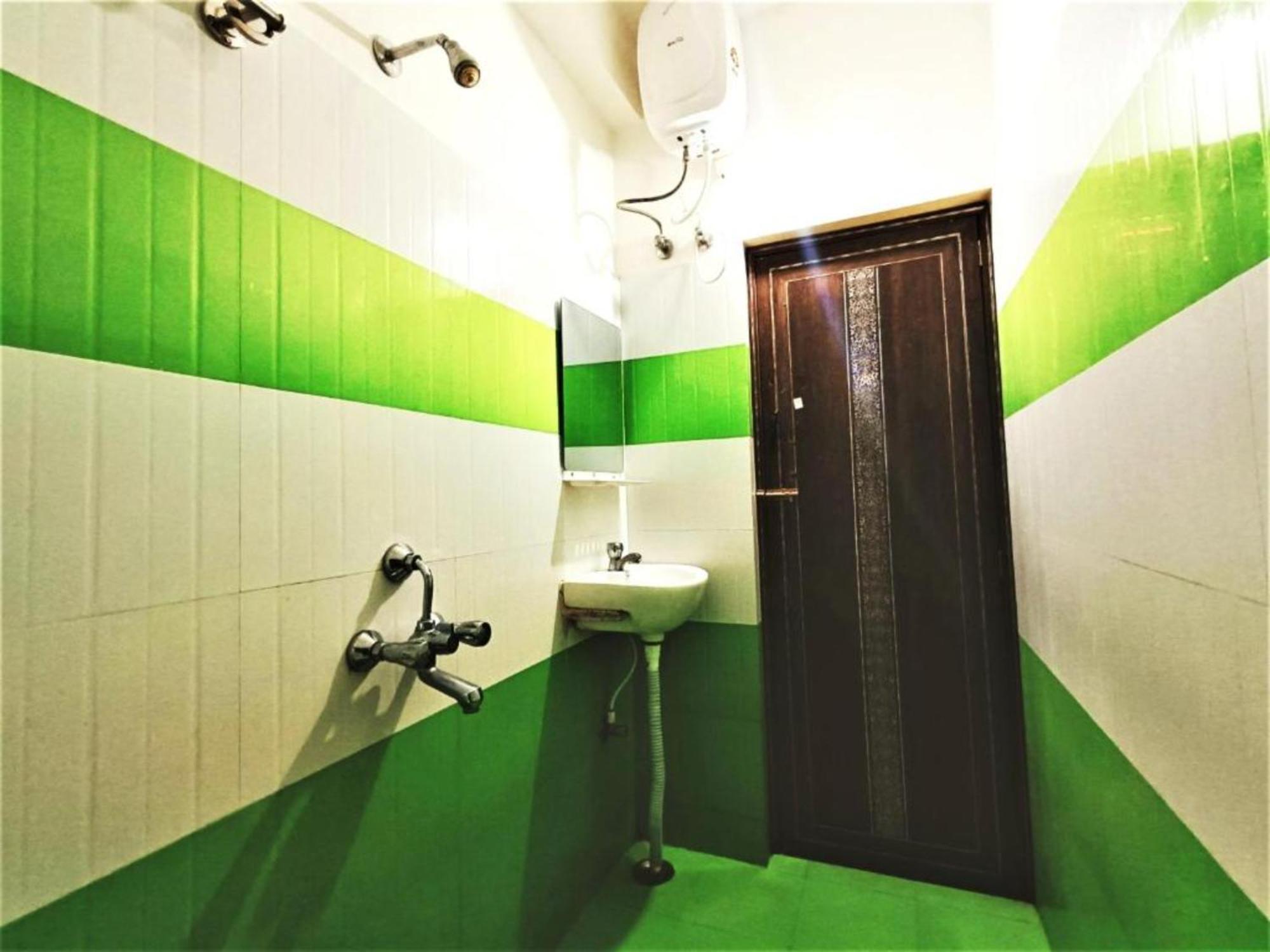 Hotel Krishna Residency Puri Near Sea Beach Best Choice Of Travellers By Morservices Kültér fotó