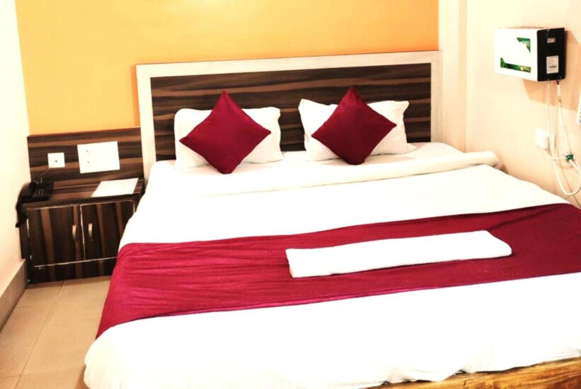 Hotel Krishna Residency Puri Near Sea Beach Best Choice Of Travellers By Morservices Kültér fotó