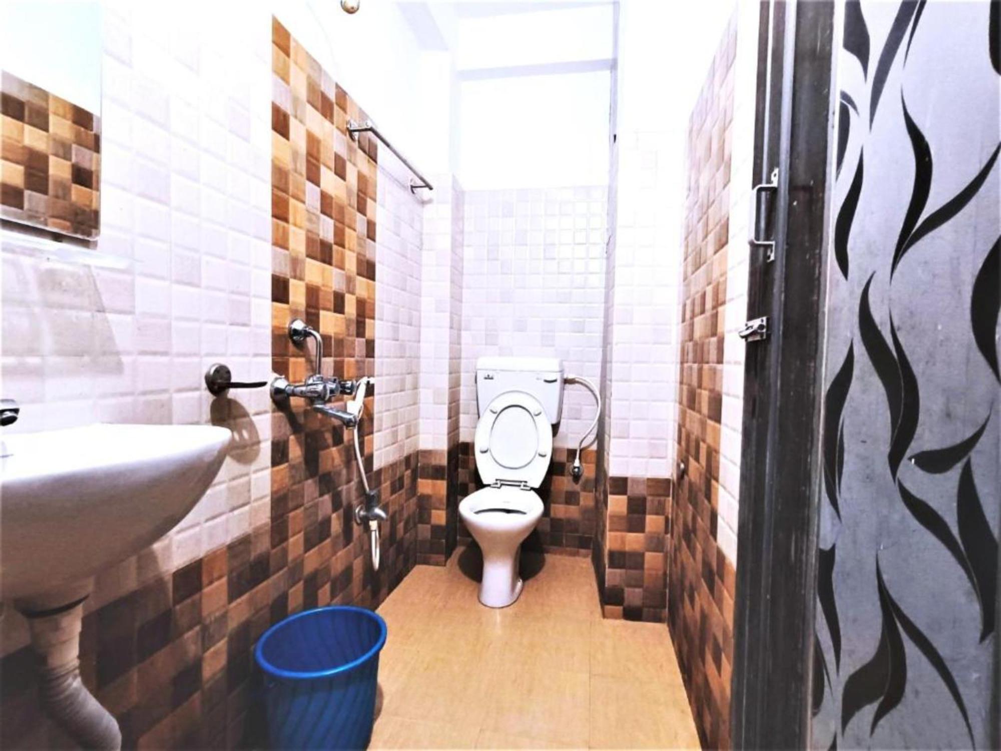 Hotel Krishna Residency Puri Near Sea Beach Best Choice Of Travellers By Morservices Kültér fotó