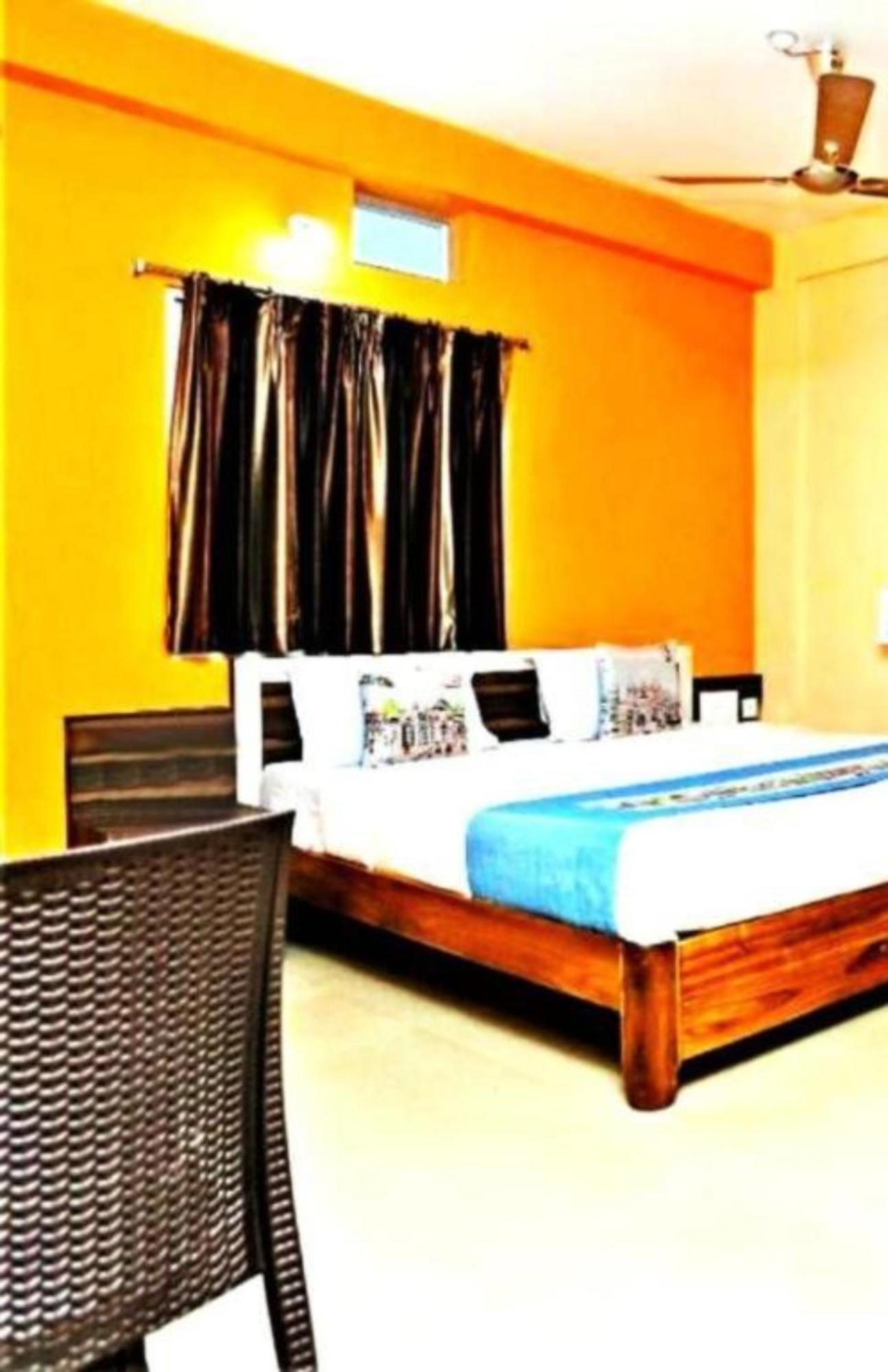 Hotel Krishna Residency Puri Near Sea Beach Best Choice Of Travellers By Morservices Kültér fotó